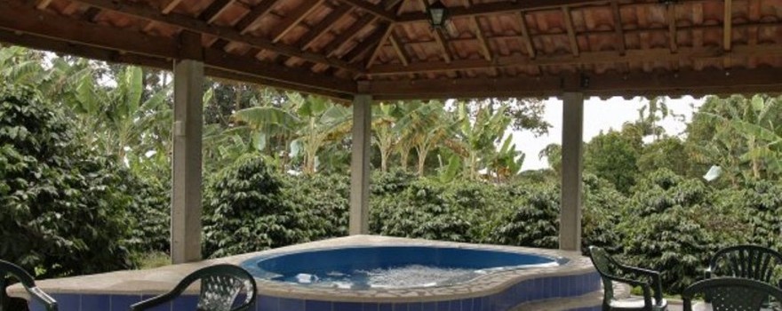 Jacuzzi Fuente Ecohotel Santa Barbara Facebook